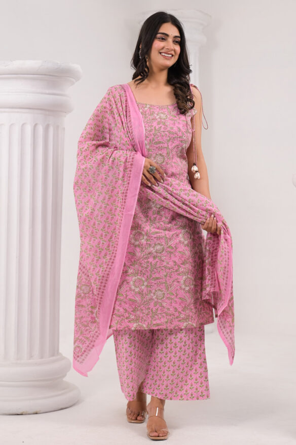 Women Floral Print Straight Kurta with Palazzos & Dupatta